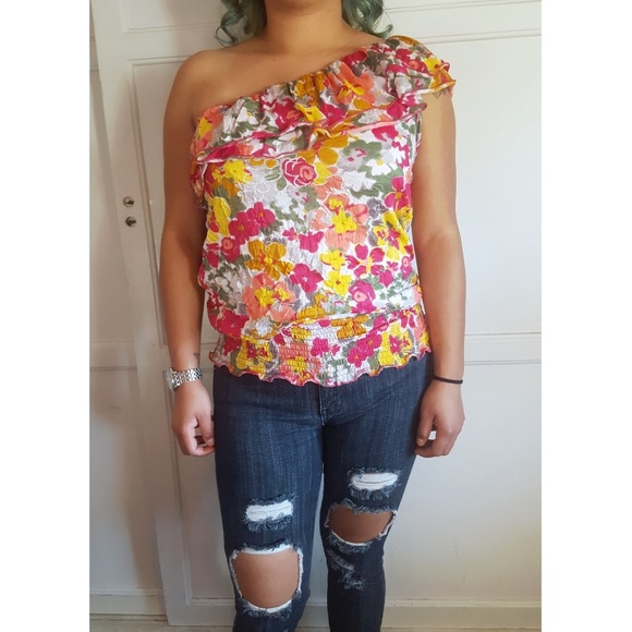 Floral blouse - Picture 2 of 2